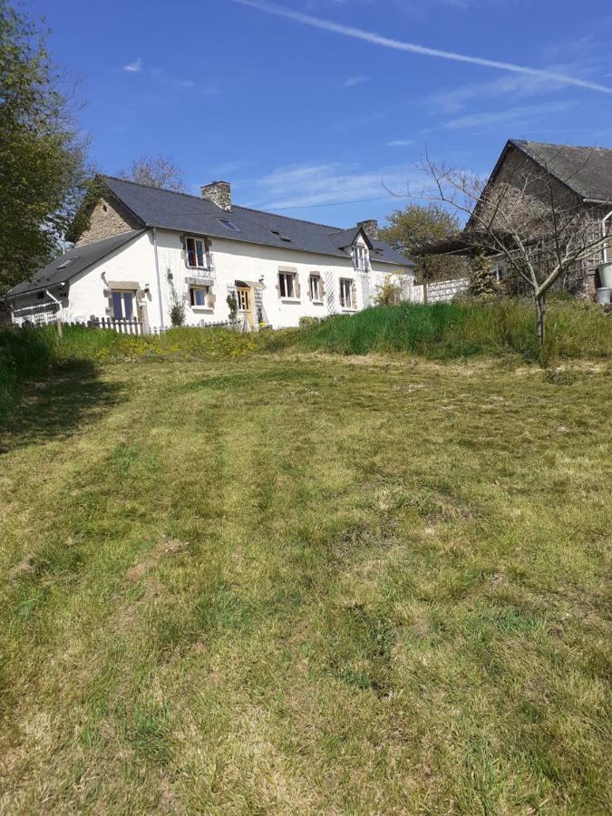 Private Farmhouse For Six In The Countryside Saint-Pierre-sur-Orthe Exterior foto